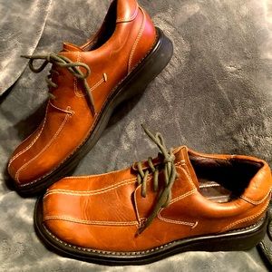 Kenneth Cole Reaction size 10